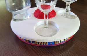 Gamme "BZH" porte verre béret marin.